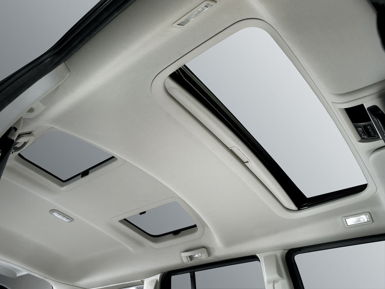 2008 Jeep Commander 4WD Sunroof Picture