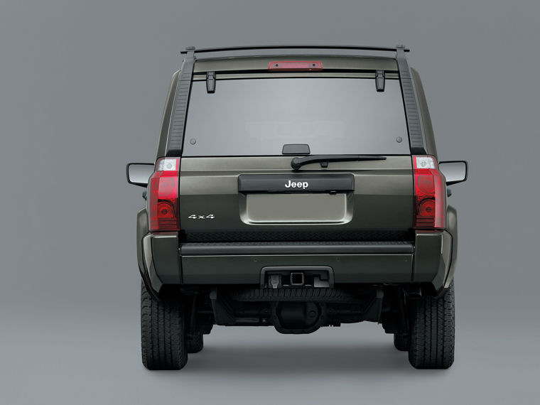 2010 Jeep Commander 4WD Picture