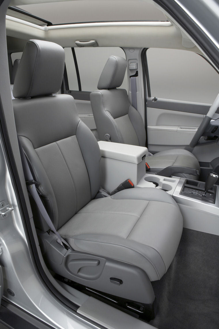 2008 Jeep Liberty Limited 4WD Front Seats Picture