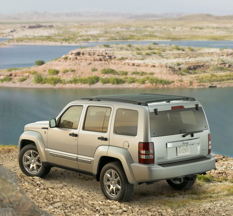 2008 Jeep Liberty Limited 4WD Picture