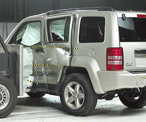 2009 Jeep Liberty IIHS Side Impact Crash Test Picture