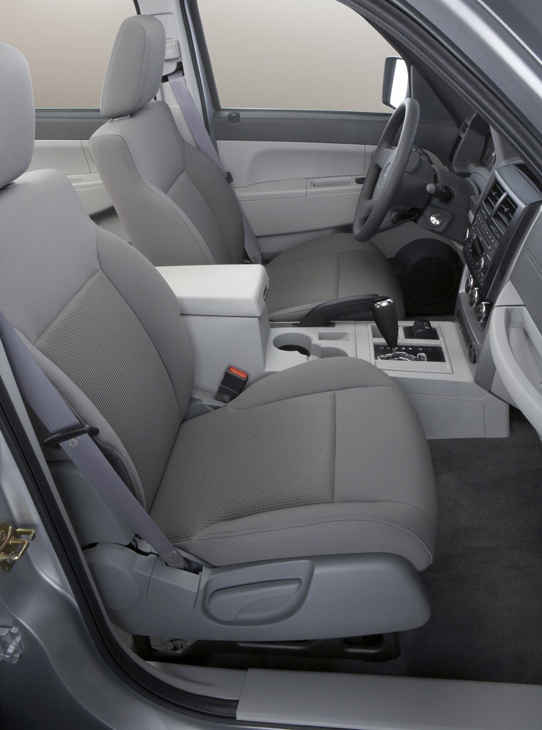 2010 Jeep Liberty Limited 4WD Front Seats Picture