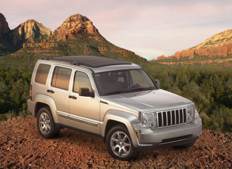 2010 Jeep Liberty Limited 4WD Picture