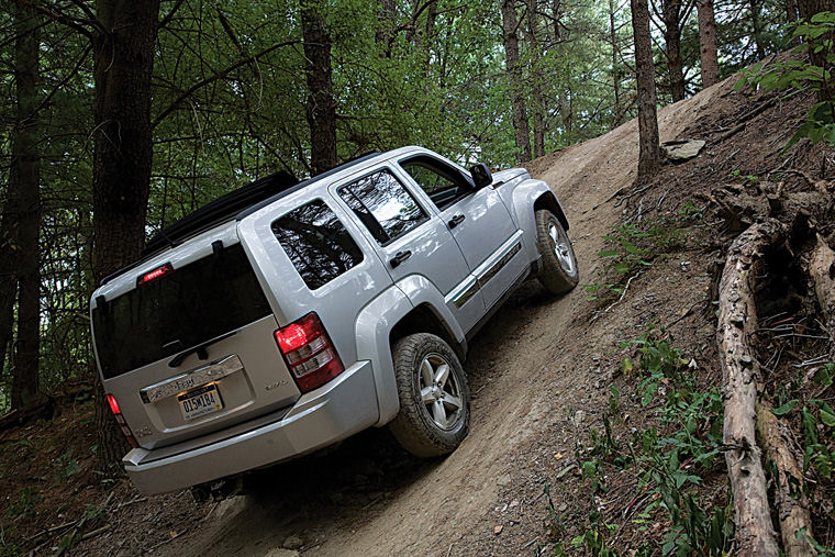 2010 Jeep Liberty Limited 4WD Picture