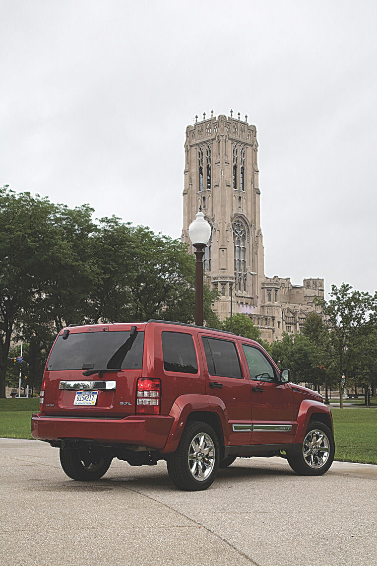 2010 Jeep Liberty Limited Picture