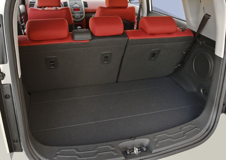 2010 Kia Soul Trunk Picture