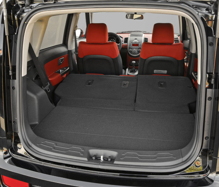 2010 Kia Soul Trunk Picture