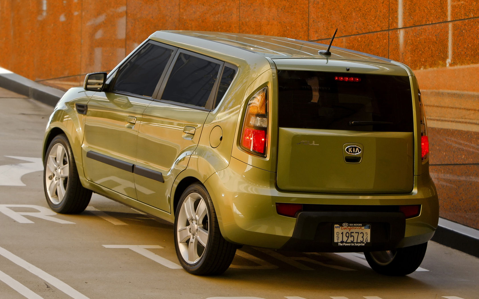 Kia Soul, Soul+, Soul!, Sport - Free Widescreen Wallpaper / Desktop ...