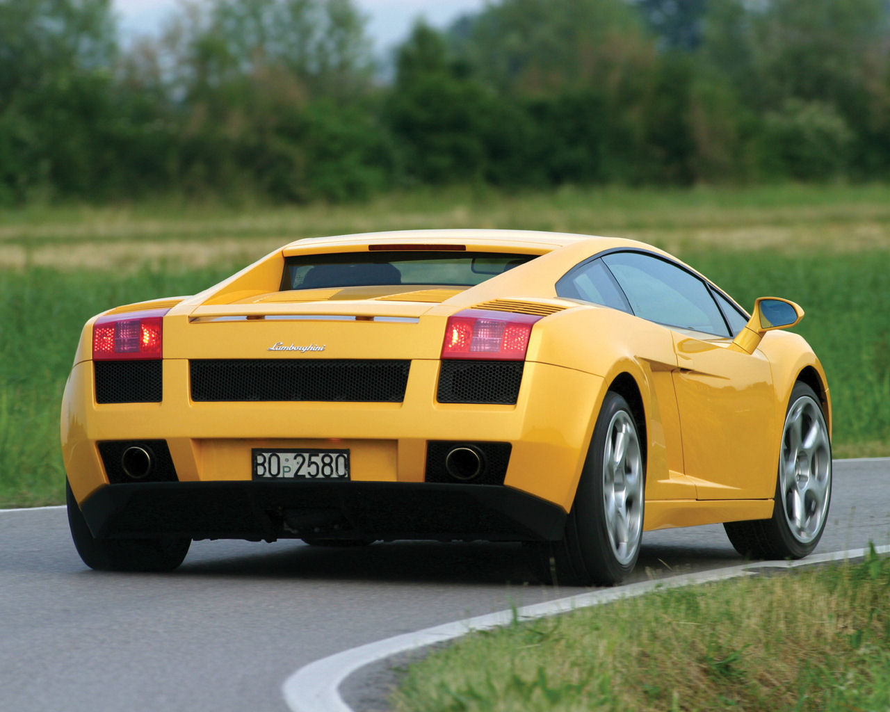 Lamborghini Gallardo Desktop Wallpaper