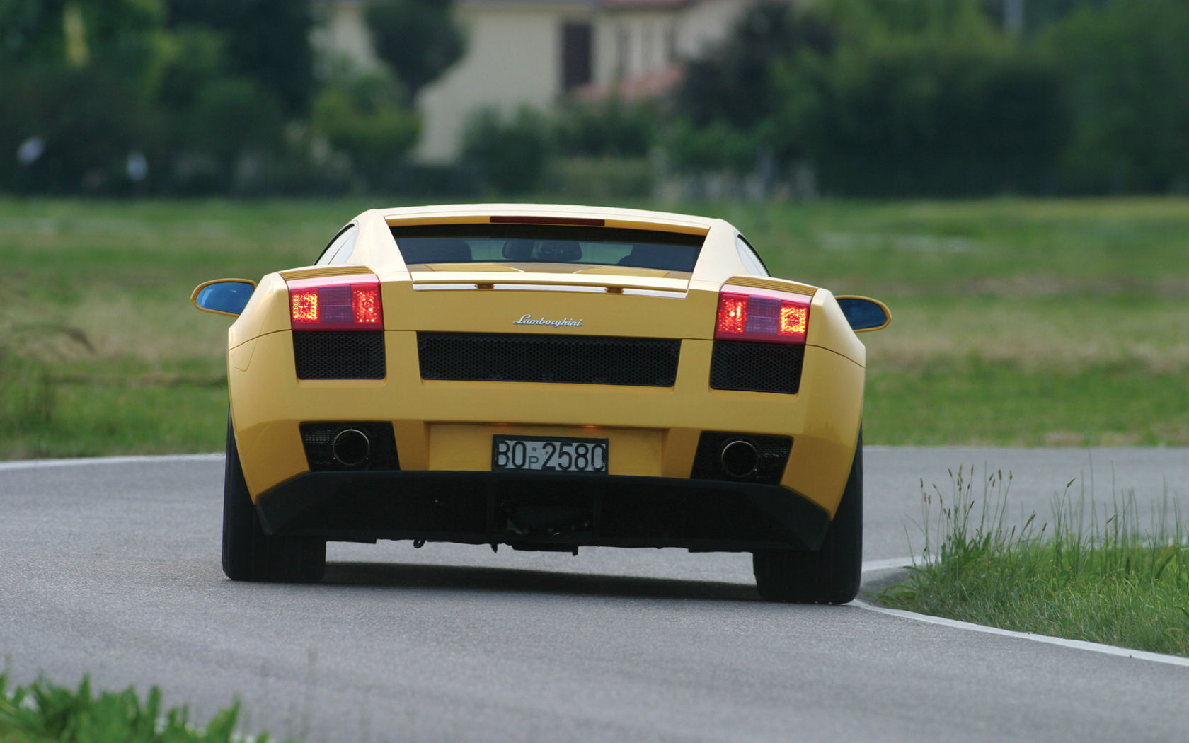 Lamborghini Gallardo 2003 e