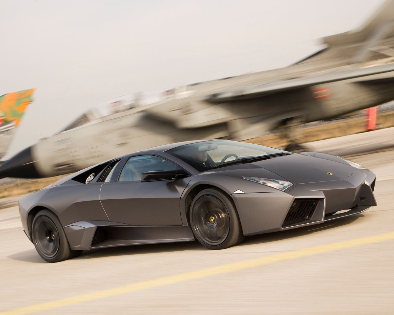 Lamborghini Reventon Desktop Wallpaper