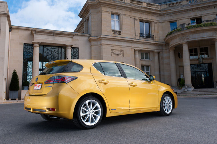 2011 Lexus CT 200h Picture