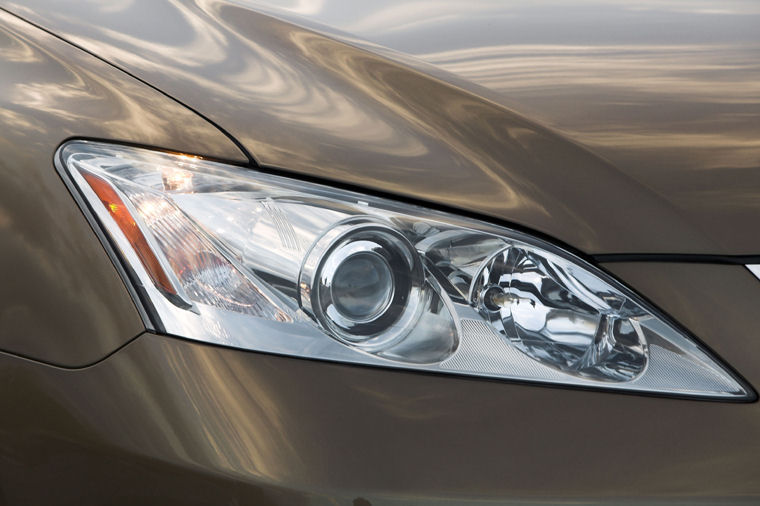 2009 Lexus ES350 Headlight Picture