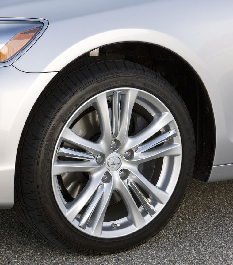 2008 Lexus GS 450h Rim Picture