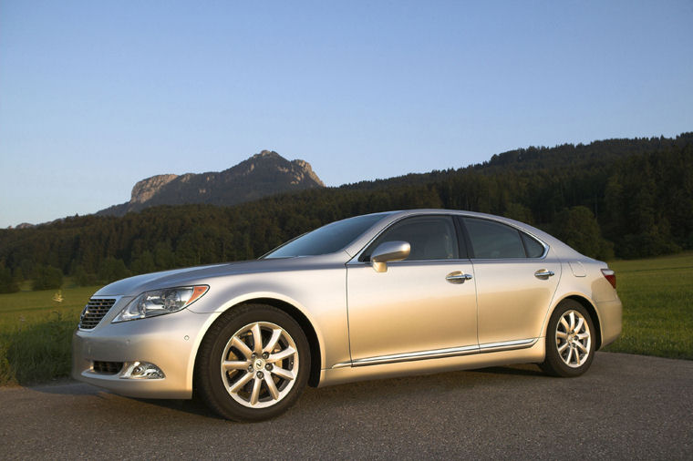 2008 Lexus LS 460 Picture