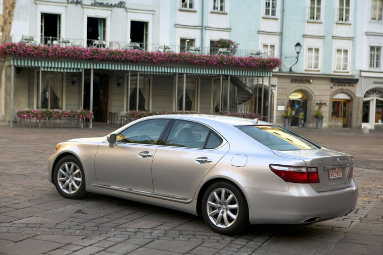 2008 Lexus LS 460 Picture