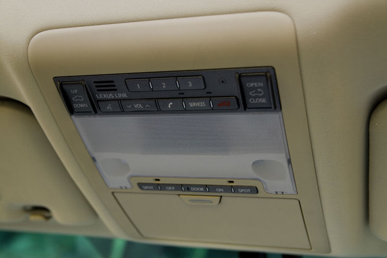 2008 Lexus LX 570 Overhead Console Picture