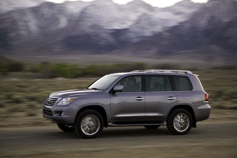 2008 Lexus LX 570 Picture