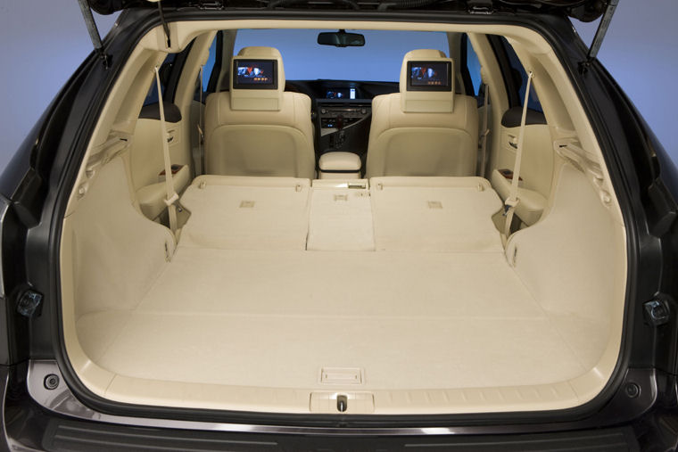 2011 Lexus RX 350 Trunk Picture