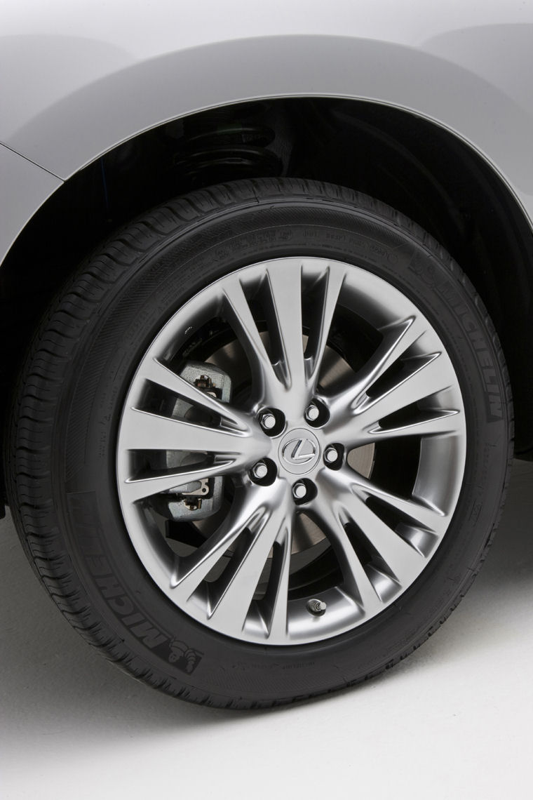 2011 Lexus RX 350 Rim Picture