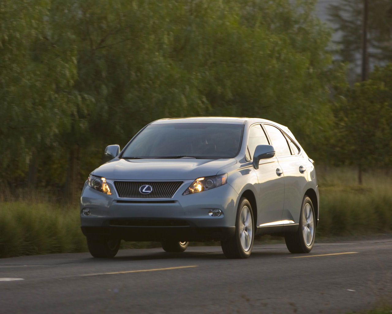 Lexus RX Desktop Wallpaper