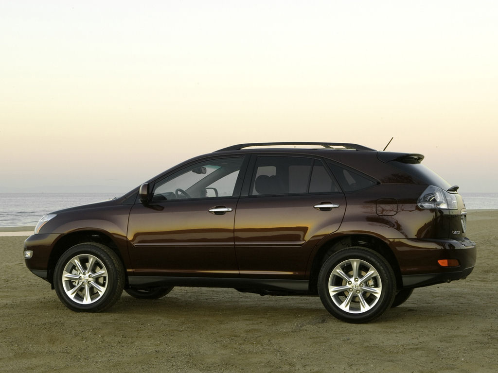 Lexus RX Desktop Wallpaper