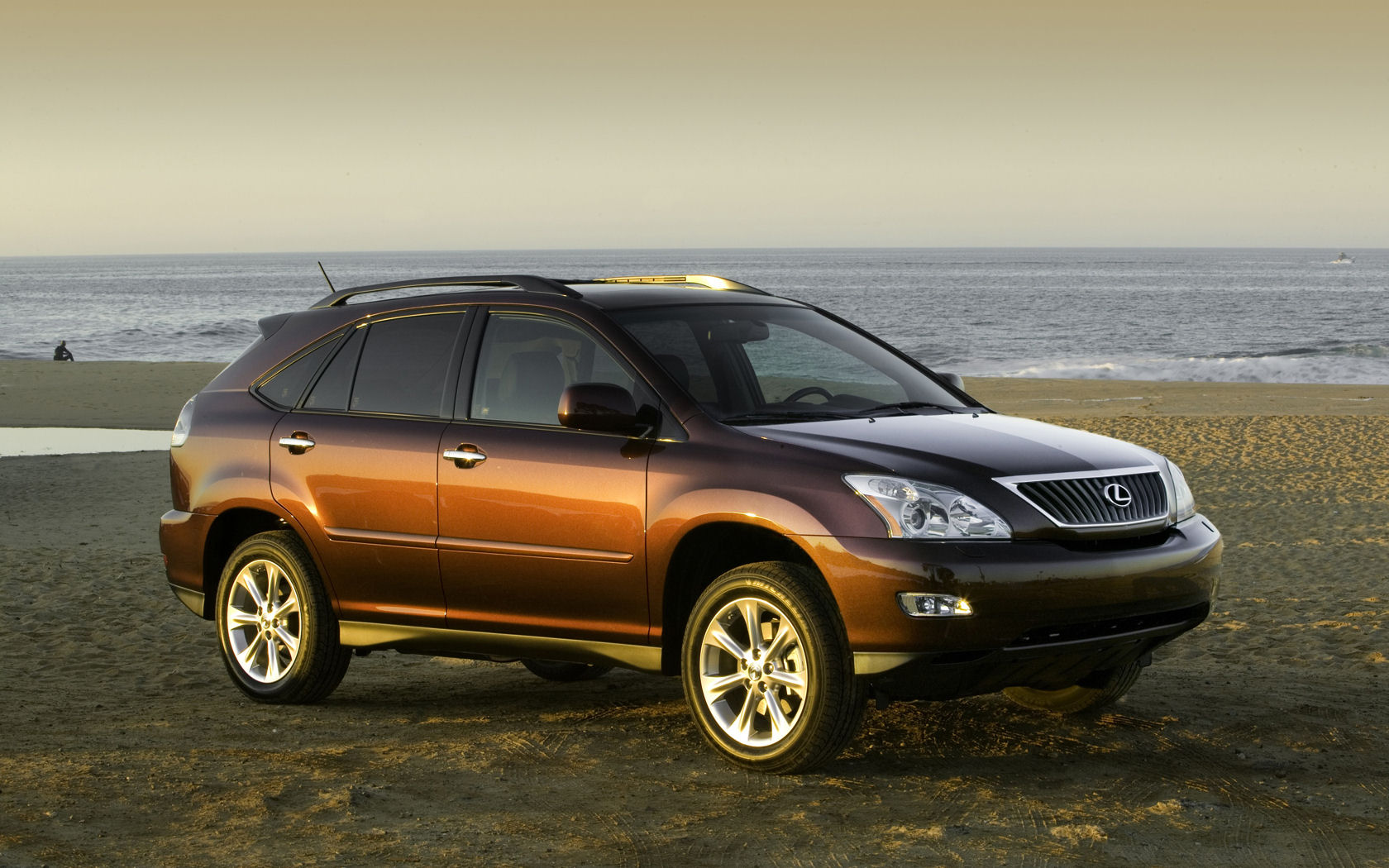 Lexus RX Desktop Wallpaper