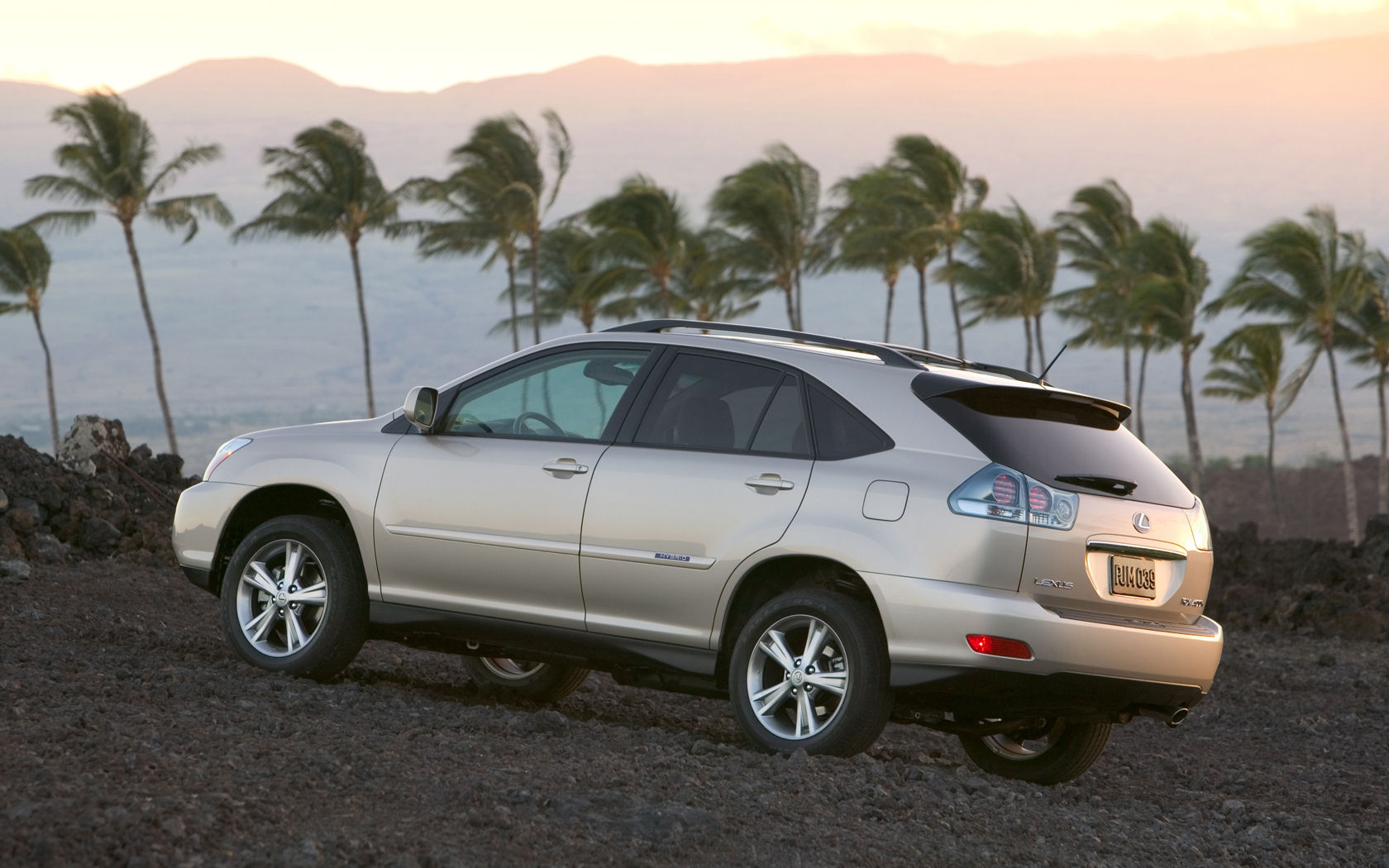 Lexus RX Desktop Wallpaper