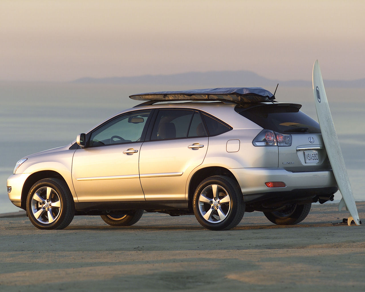 Lexus RX Desktop Wallpaper