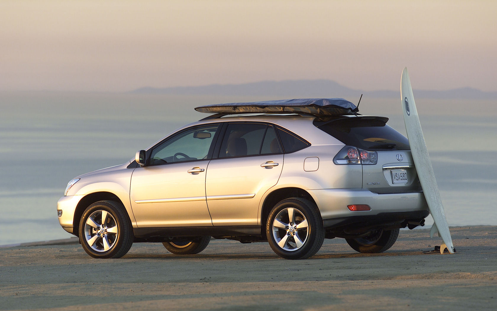 Lexus RX Desktop Wallpaper