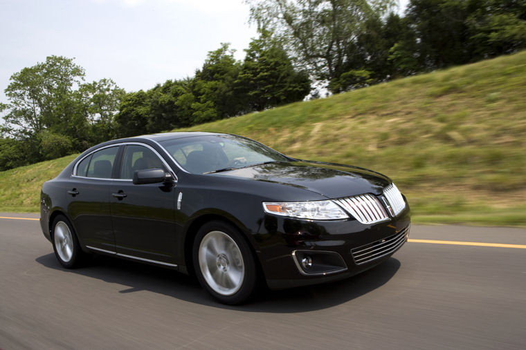 2009 Lincoln MKS Picture