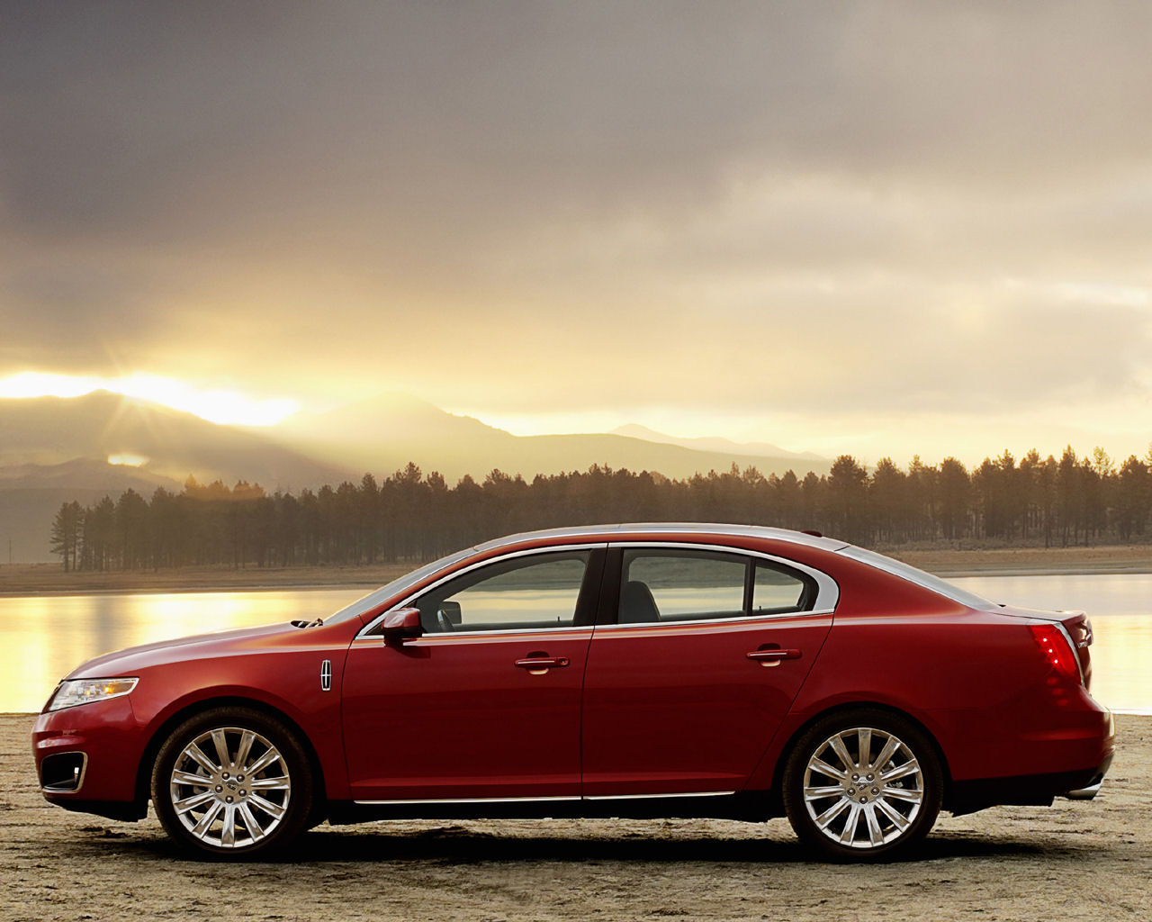 Lincoln MKS Desktop Wallpaper