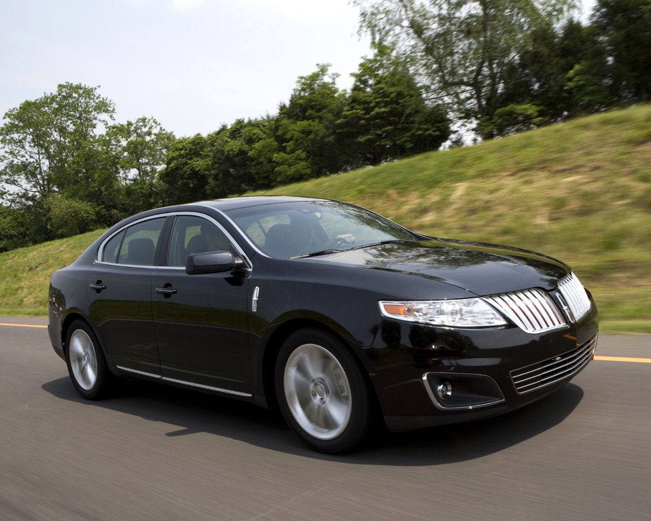 Lincoln MKS Desktop Wallpaper