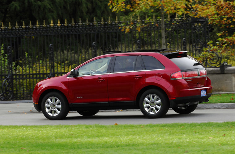 2008 Lincoln MKX Picture