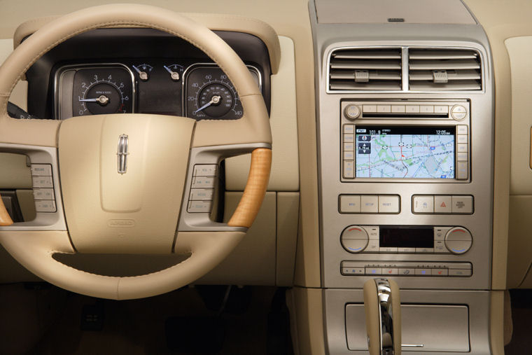 2008 Lincoln MKX Cockpit Picture