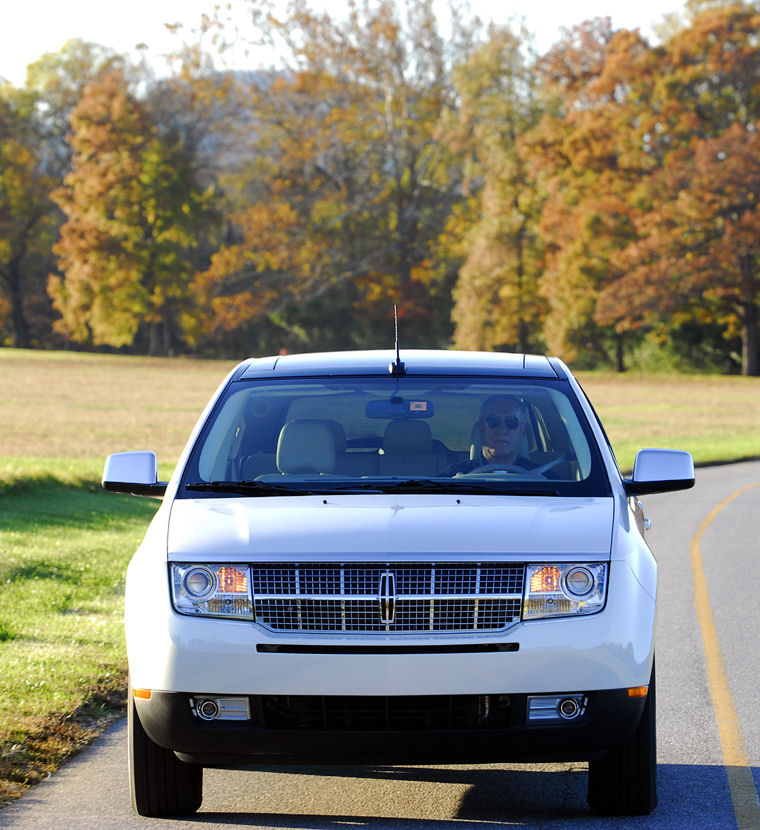 2010 Lincoln MKX Picture