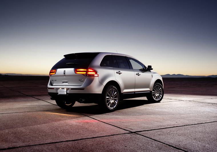 2011 Lincoln MKX Picture