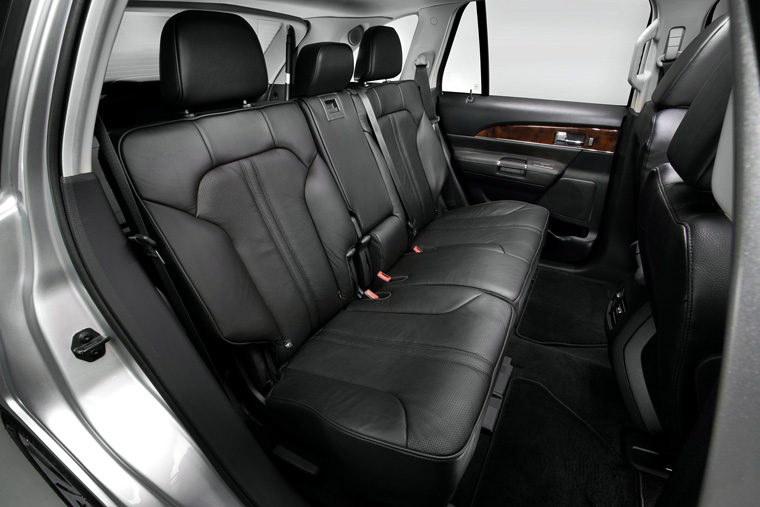 2011 Lincoln MKX Rear Seats Picture