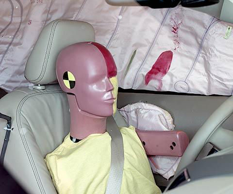 2011 Lincoln MKX IIHS Side Impact Crash Test Picture