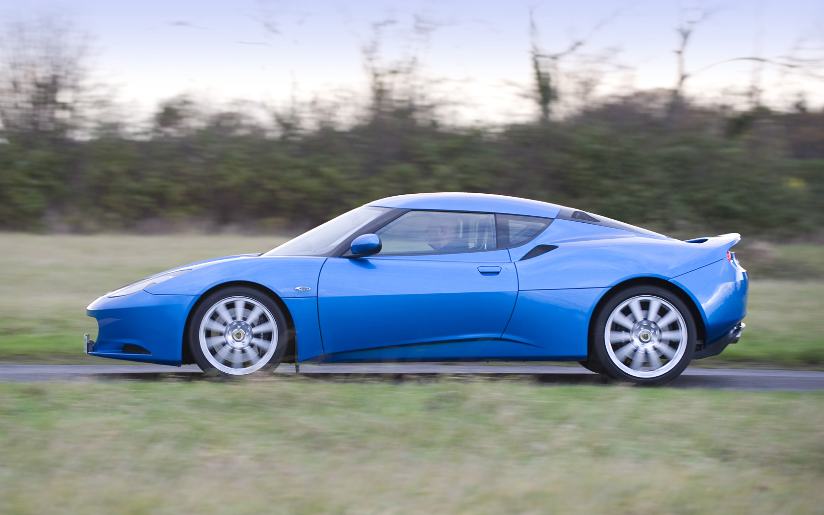 Lotus Evora Desktop Wallpaper