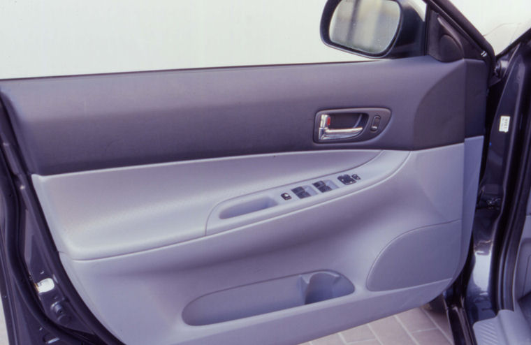 2003 Mazda 6 Door Panel Picture