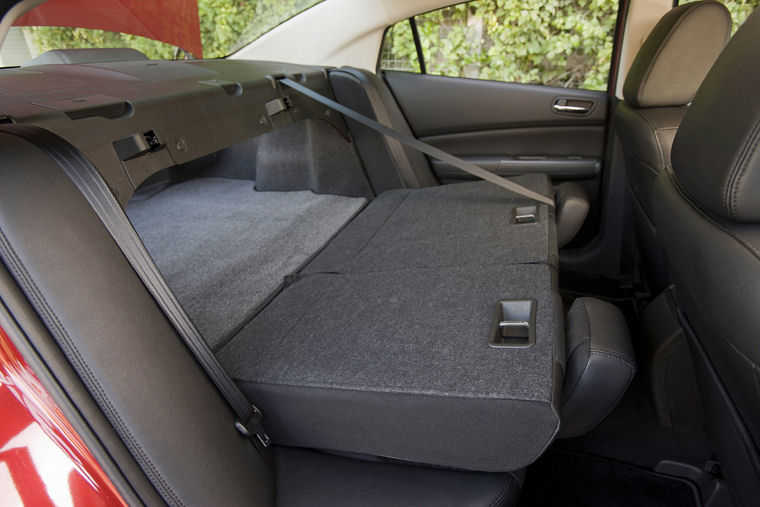 2009 Mazda 6s Rear Seats Folded Picture