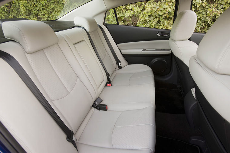 2009 Mazda 6s Rear Seats Picture