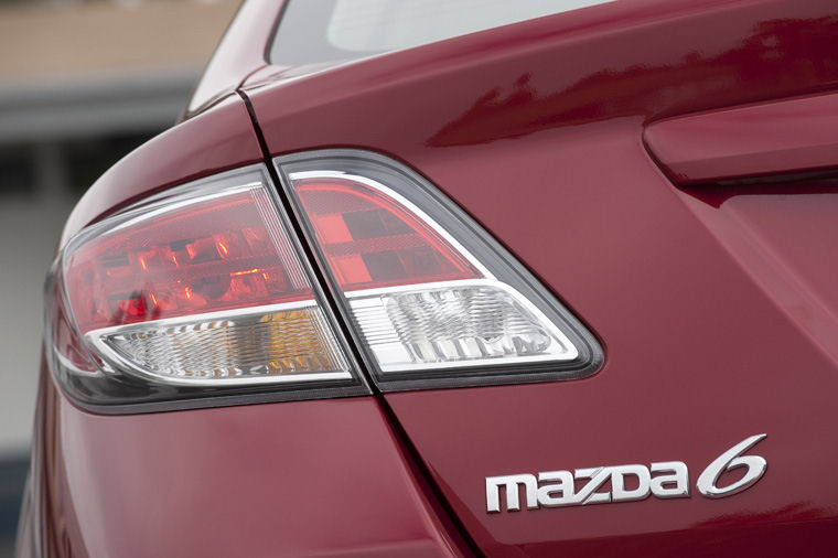 2011 Mazda 6i Tail Light Picture