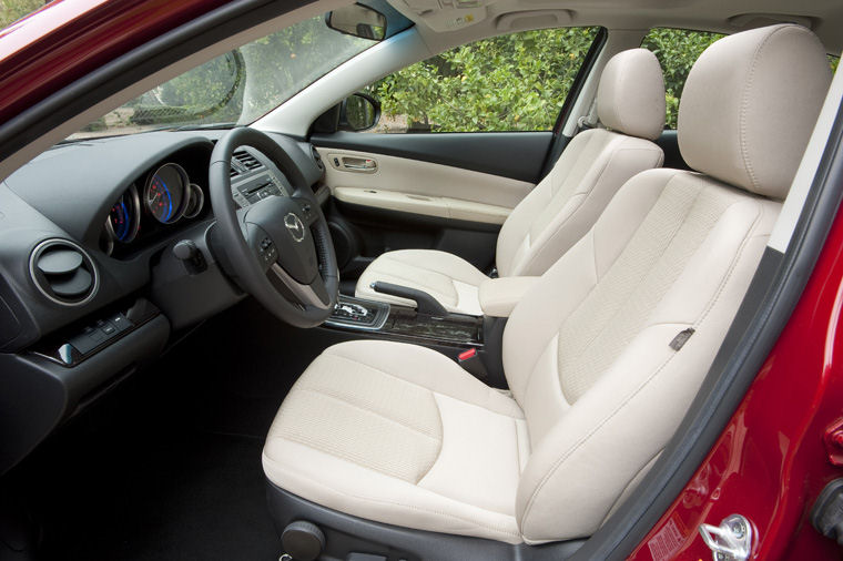 2011 Mazda 6i Front Seats Picture