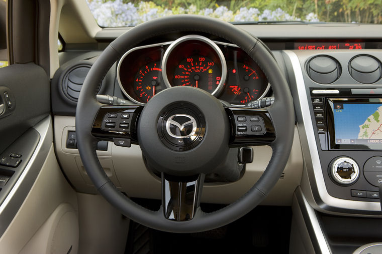 2009 Mazda CX-7 Cockpit Picture