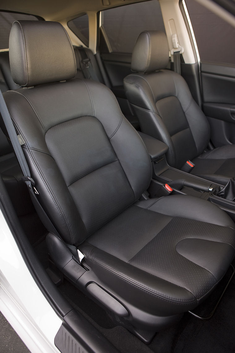 2009 Mazda 3s Hatchback Front Seats Picture