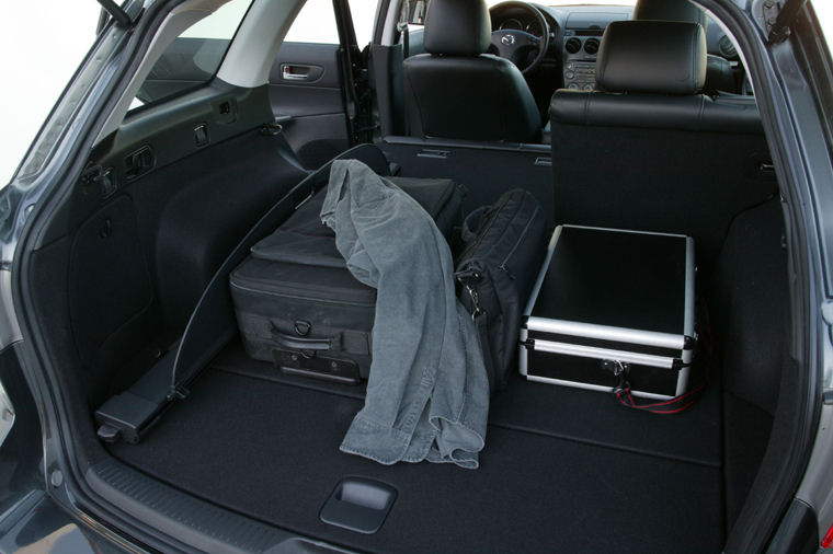 2004 Mazda 6s Sport Wagon Trunk Picture