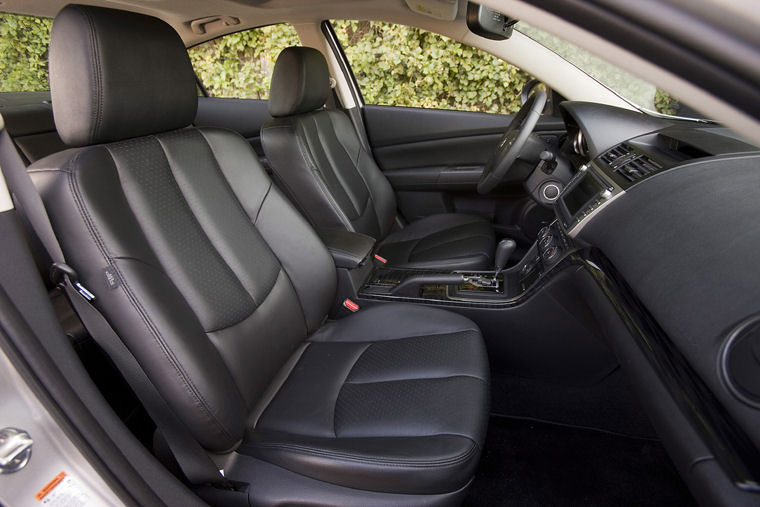 2009 Mazda 6s Front Seats Picture