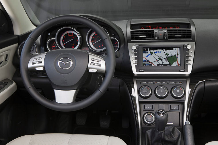 2009 Mazda 6s Cockpit Picture